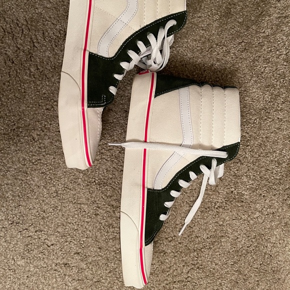 Vans High Tops Green and Cream Suede Sneakers Old Skools - Picture 8 of 11